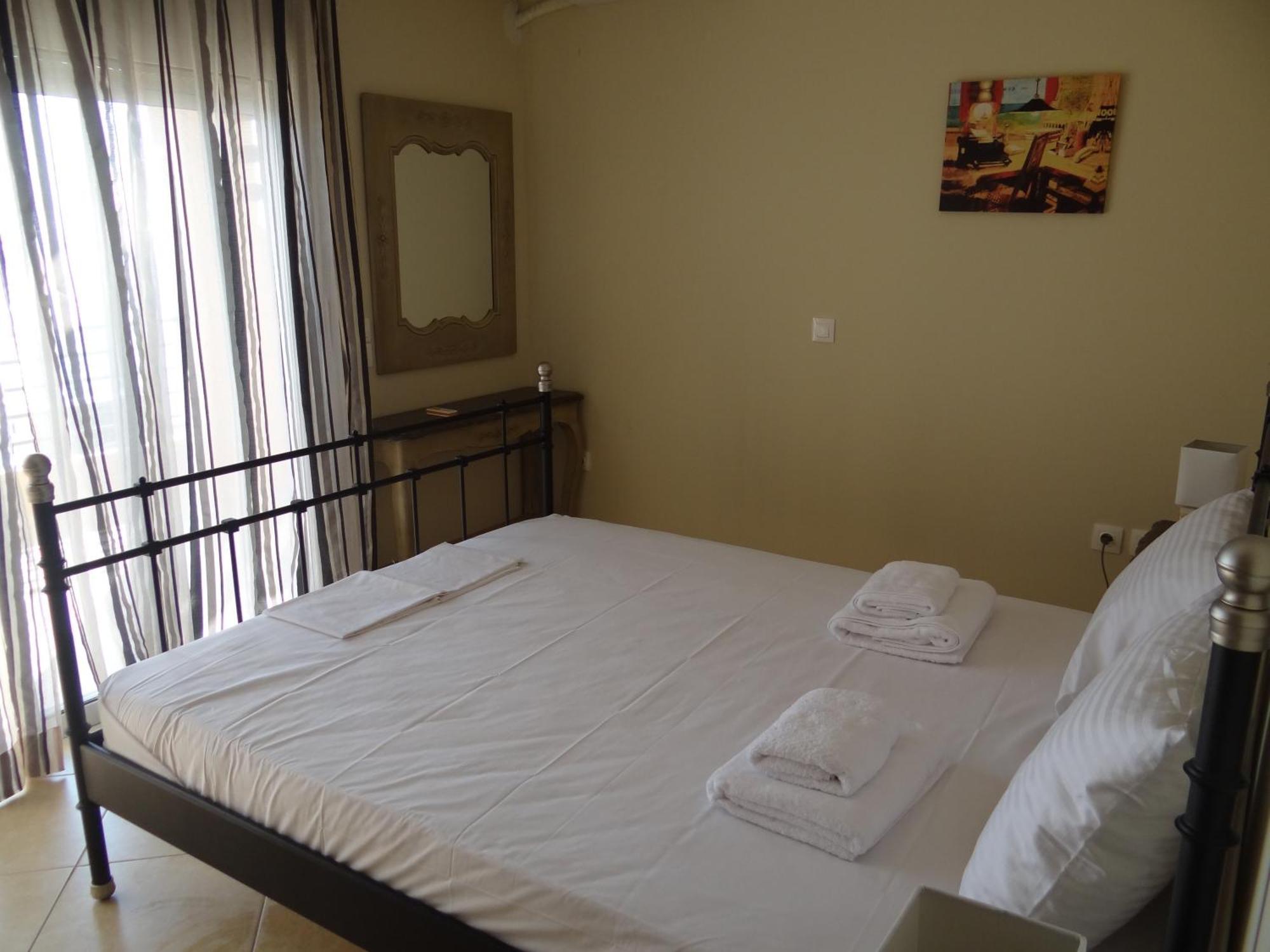 Aperanto House Paralia Loutsas Cameră foto