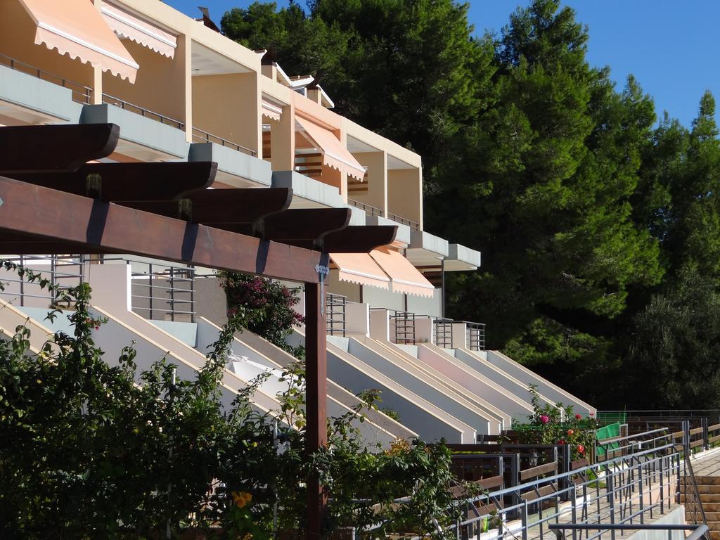 Aperanto House Paralia Loutsas Exterior foto